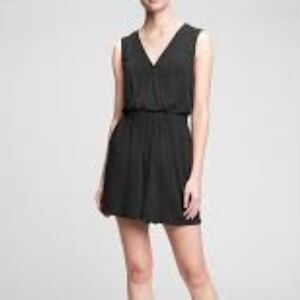 GAP Wrap-Front Romper, Black, Size Small Petite